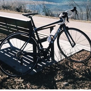 2014 Trek Madone 4.3 Black and Silver, gray or bare metal