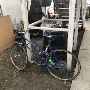 1974 Peugeot UO-8 Blue