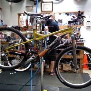 2008 Specialized Stumpjumper Pro Yellow or Gold and Orange