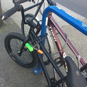 Trek 7.2 FX WSD Purple and Silver or Gray