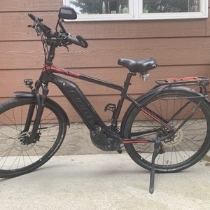 Giant Explore E+ 2 (Medium) GTS Black