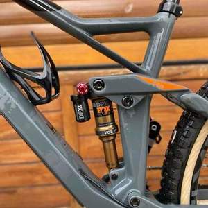 2019 Cube Stereo Orange and Silver, gray or bare metal