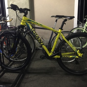 2015 Giant ATX 27.5 MD Yellow or Gold
