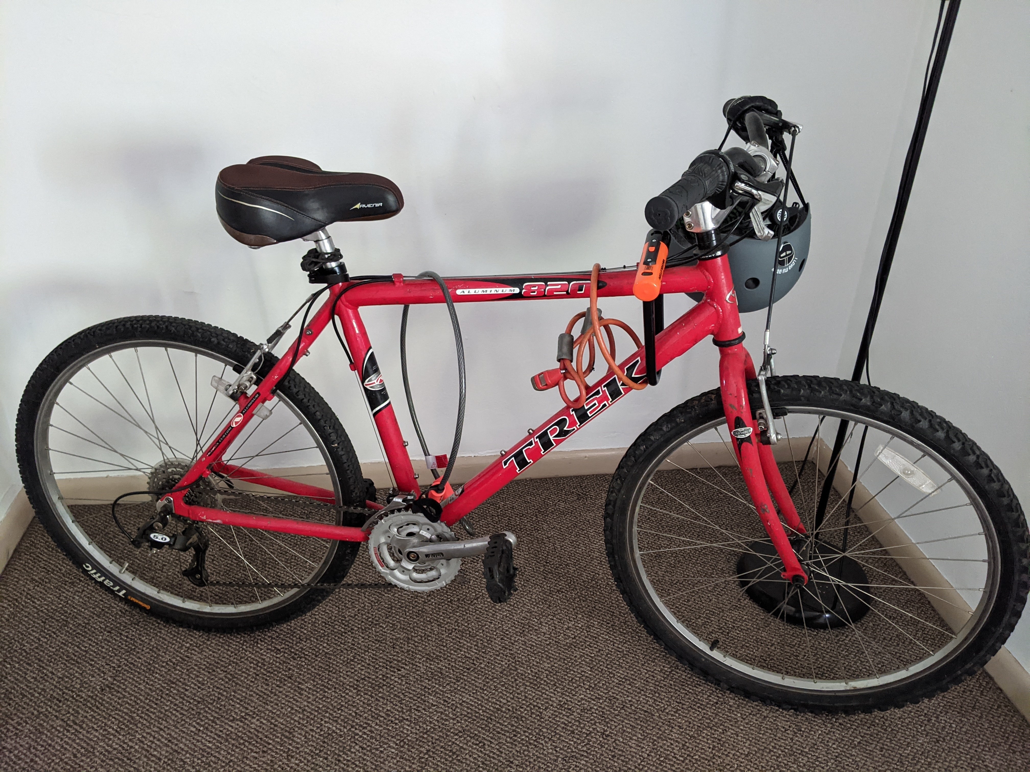 Trek 820