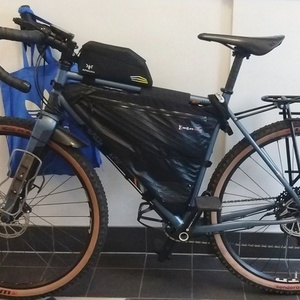 2021 Bombtrack Hook Ext Blue