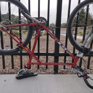 GT Bicycles TRIPLE GT TRIANGLE Red