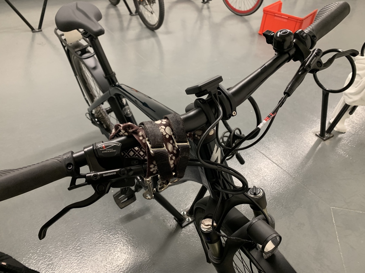 specialized vado kickstand
