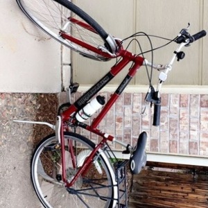 2007 Cannondale Street Red