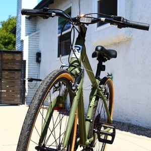 Retrospec Atlas Hybrid Bike - 21 Speed Green