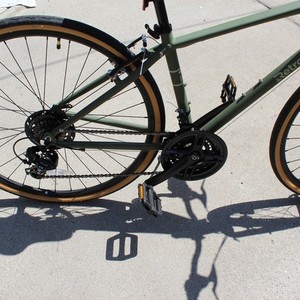 Retrospec Atlas Hybrid Bike - 21 Speed Green