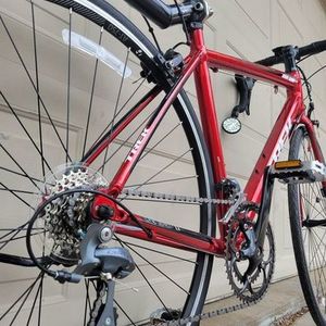 2016 Trek Trek 1.1 Red and Black