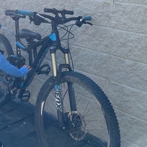 2015 Giant Trance Black and Blue