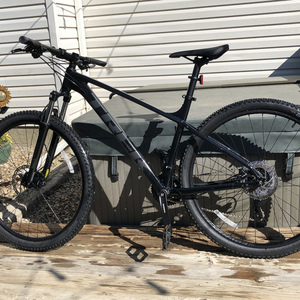 2021 Trek Marlin Black