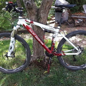 2010 Rocky Mountain Bicycles Element SE Red