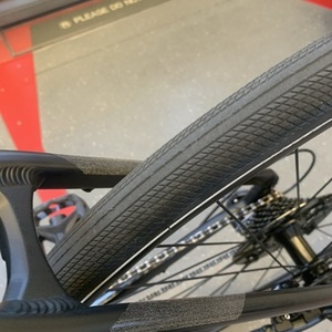 2021 Specialized Sirrus 2.0 Black and Black