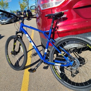 2021 GT Bicycles Large Blue
