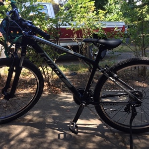 2021 Giant ATX Black