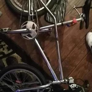 Mongoose BMX Silver, gray or bare metal