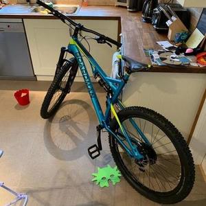 2016 Boardman Bikes Boardman Pro Full Suspension Blue, Black, and Yellow or Gold