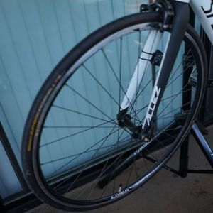 2018 Specialized Allez Sprint White and Black