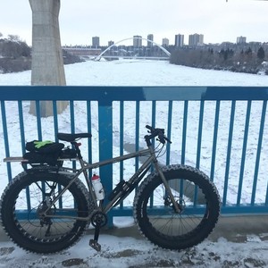 2015 Surly Moonlander Yellow or Gold