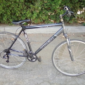 2006 Trek 4300 Silver, gray or bare metal