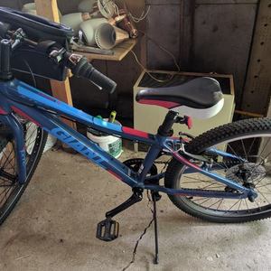 2016 Giant XTC Blue