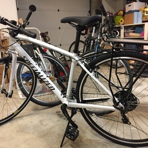 2019 Specialized Sirrus Women's V Brake White and Black