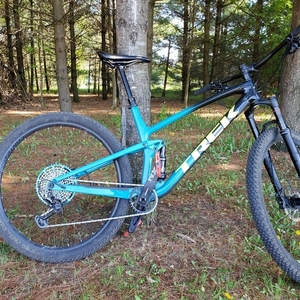 2020 Trek Top fuel 9.7 Teal and Black