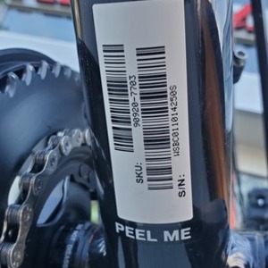 2021 Specialized Sirrus 3.0 Black and Red