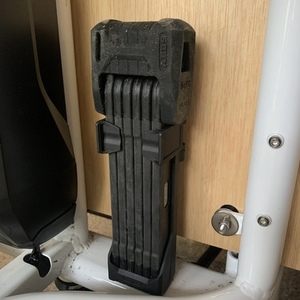 2021 Larry Vs Harry Bullitt cargo bike (front storage) White