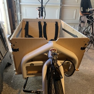 2021 Larry Vs Harry Bullitt cargo bike (front storage) White