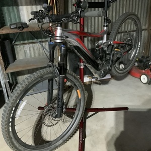 2021 Giant Giant Trance E+ Pro Silver, gray or bare metal, Black, and Red
