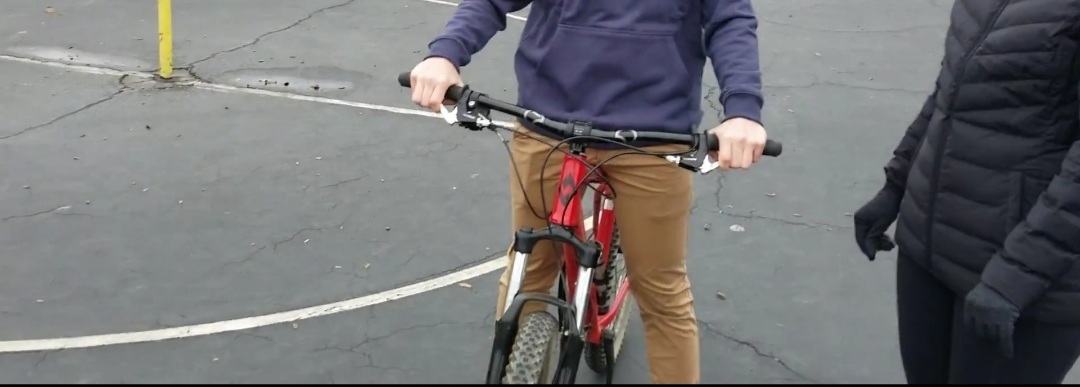 2019 diamondback hook