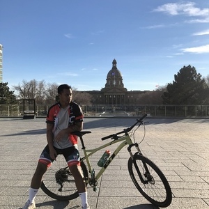 2020 GT Bicycles Avalanche Elite Yellow or Gold