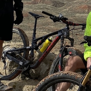 2018 Rocky Mountain Bicycles Element Black and Red