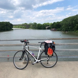 Specialized Sirrus White and Black
