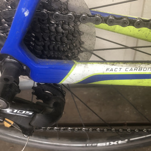 2015 Specialized Roubaix Green, Yellow or Gold, and Blue