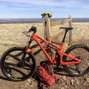 2021 Yeti SB140 T2 Orange