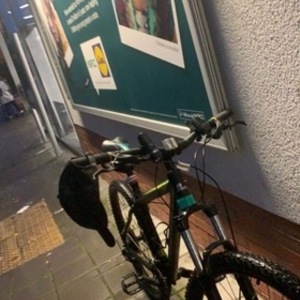 2017 Carrera bicycles 26.5/27 Black, Yellow or Gold, and Green