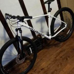 2020 Specialized Rockhopper White