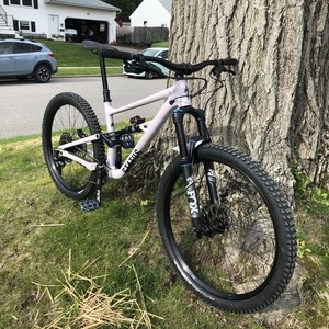 2021 Specialized Status 140 Purple