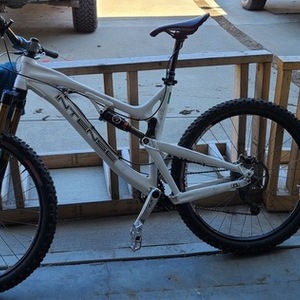 2015 Intense Tracer White
