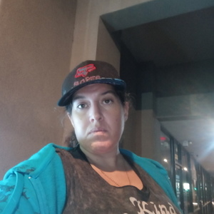 Free Agent speedway Silver, gray or bare metal