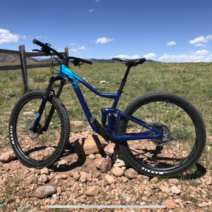 2019 Giant Pique 2 Blue