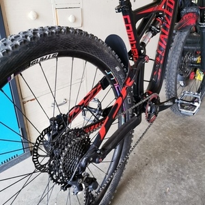 2014 Specialized Camber Evo 29 Black and Red