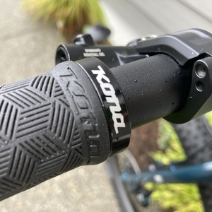 2022 Kona Unit X Green