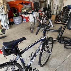 2017 Fuji Carbon Black and Blue