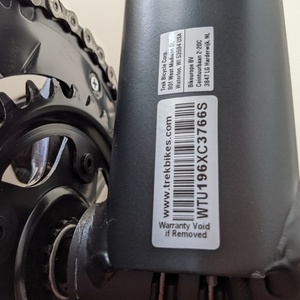 2022 Trek FX 2 STAGGER Silver, gray or bare metal