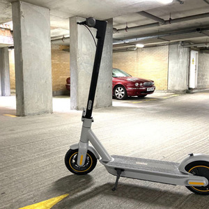 2021 ninebot G30LP e-scooter Silver, gray or bare metal and Black